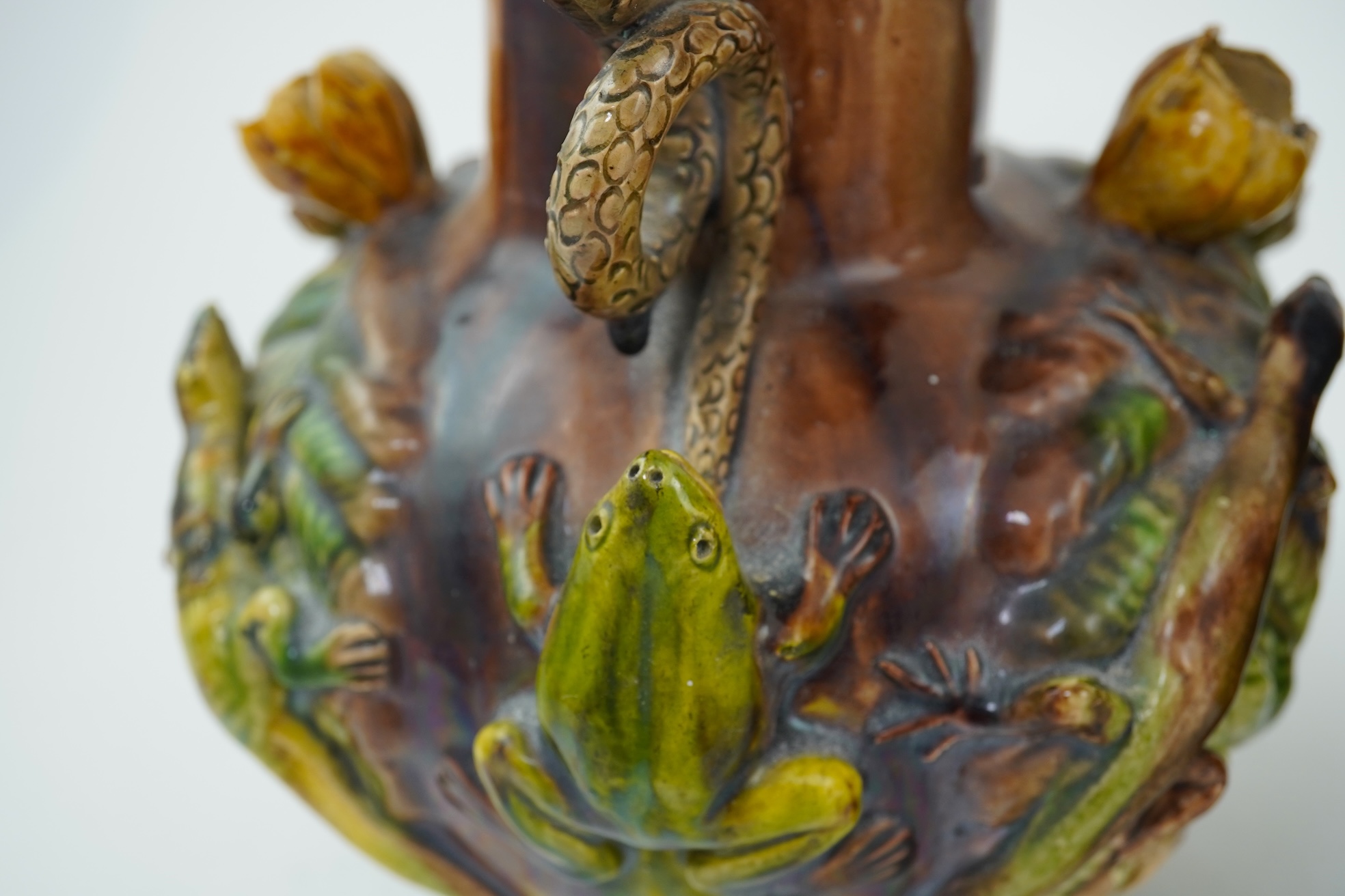 Wain, Louis - Louis Wain's Animal Show, with Stories in Prose and Verse. 1st edition, 4to, original pictorial boards, numerous black and white illustrations by Louis Wain, contemporary ink presentation inscriptions to fr